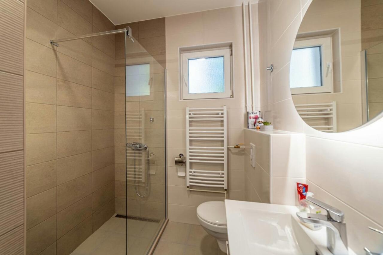 Apartman Danube Lux Novi Sad Eksteriør billede
