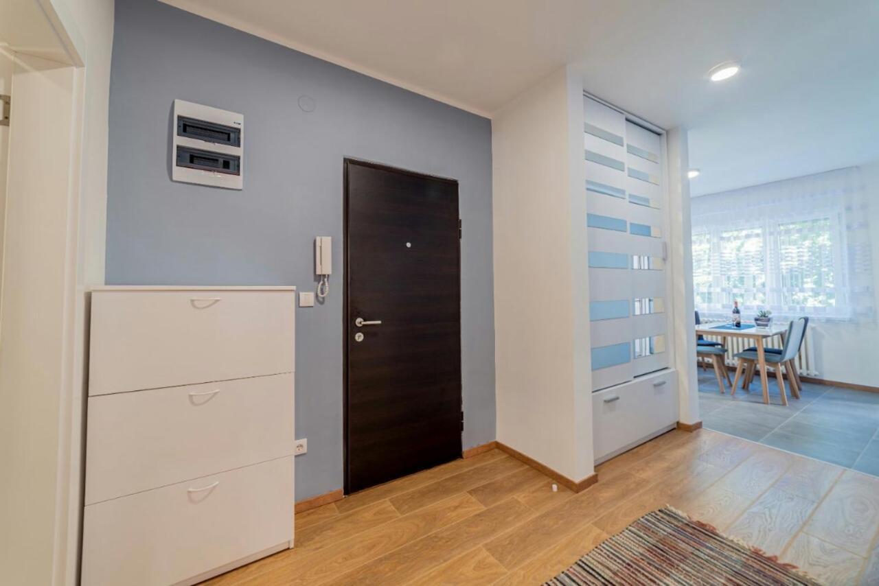 Apartman Danube Lux Novi Sad Eksteriør billede